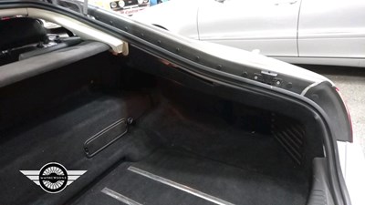 Lot 674 - 2006 JAGUAR XK AUTO