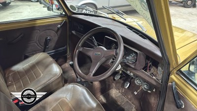 Lot 598 - 1974 AUSTIN MINI CLUBMAN