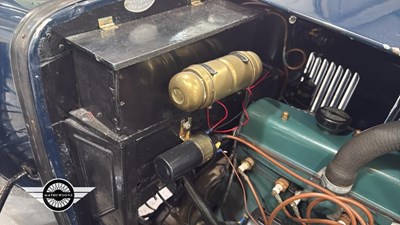 Lot 830 - 1930 SINGER