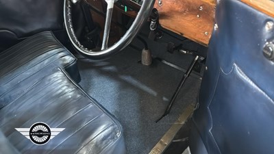 Lot 830 - 1930 SINGER