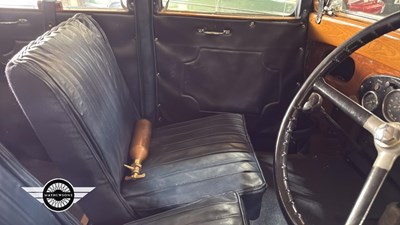 Lot 830 - 1930 SINGER