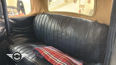 Lot 830 - 1930 SINGER