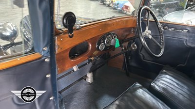Lot 830 - 1930 SINGER