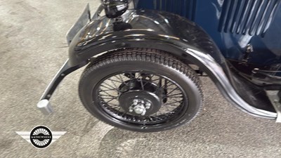Lot 830 - 1930 SINGER