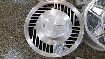 Lot 797 - 5 X CRAGER AERO H/T SERIES MULTI STUD RIMS