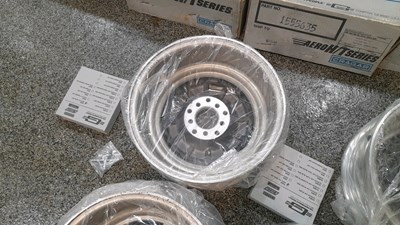 Lot 797 - 5 X CRAGER AERO H/T SERIES MULTI STUD RIMS