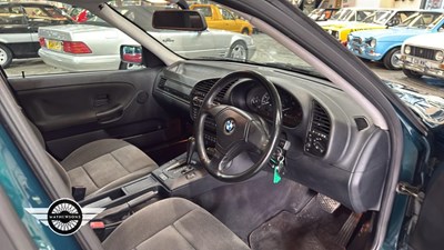 Lot 732 - 1997 BMW 323I AUTO