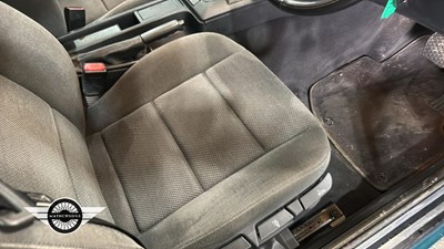 Lot 732 - 1997 BMW 323I AUTO