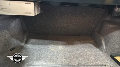 Lot 732 - 1997 BMW 323I AUTO