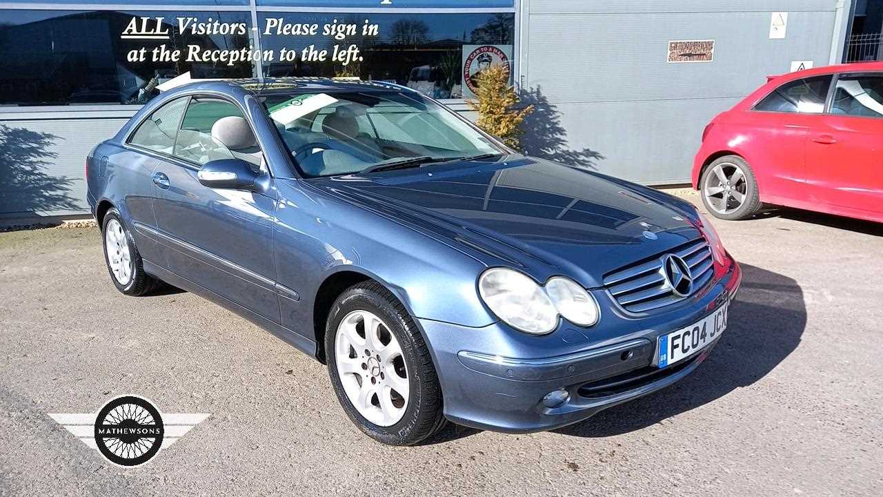 Lot 878 - 2004 MERCEDES CLK 240 ELEGANCE AUTO