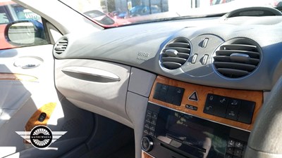 Lot 878 - 2004 MERCEDES CLK 240 ELEGANCE AUTO
