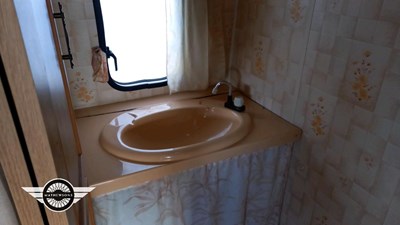 Lot 872 - 1984 ABBEY LANCASTER COSALT CARAVAN