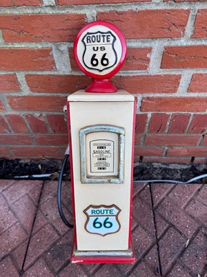 Lot 535 - SMALL PETROL PUMP ROUTE 66 24" TALL