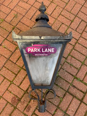 Lot 409 - ANTIQUE STYLE PARK LANE LAMP 44" TALL
