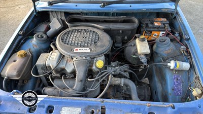 Lot 678 - 1990 FORD ESCORT 35