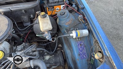 Lot 678 - 1990 FORD ESCORT 35