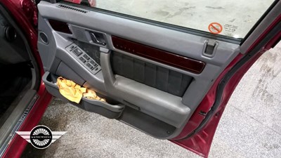 Lot 899 - 1999 ROVER 820 VITESSE