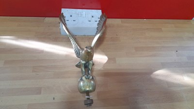 Lot 83 - BRASS EAGLE CAR MASCOT