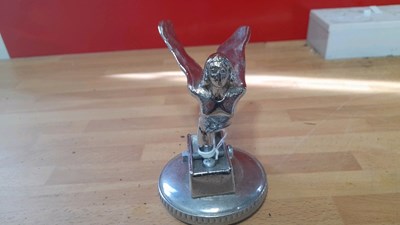 Lot 213 - SILVER FLYING LADY CAR MASCOT