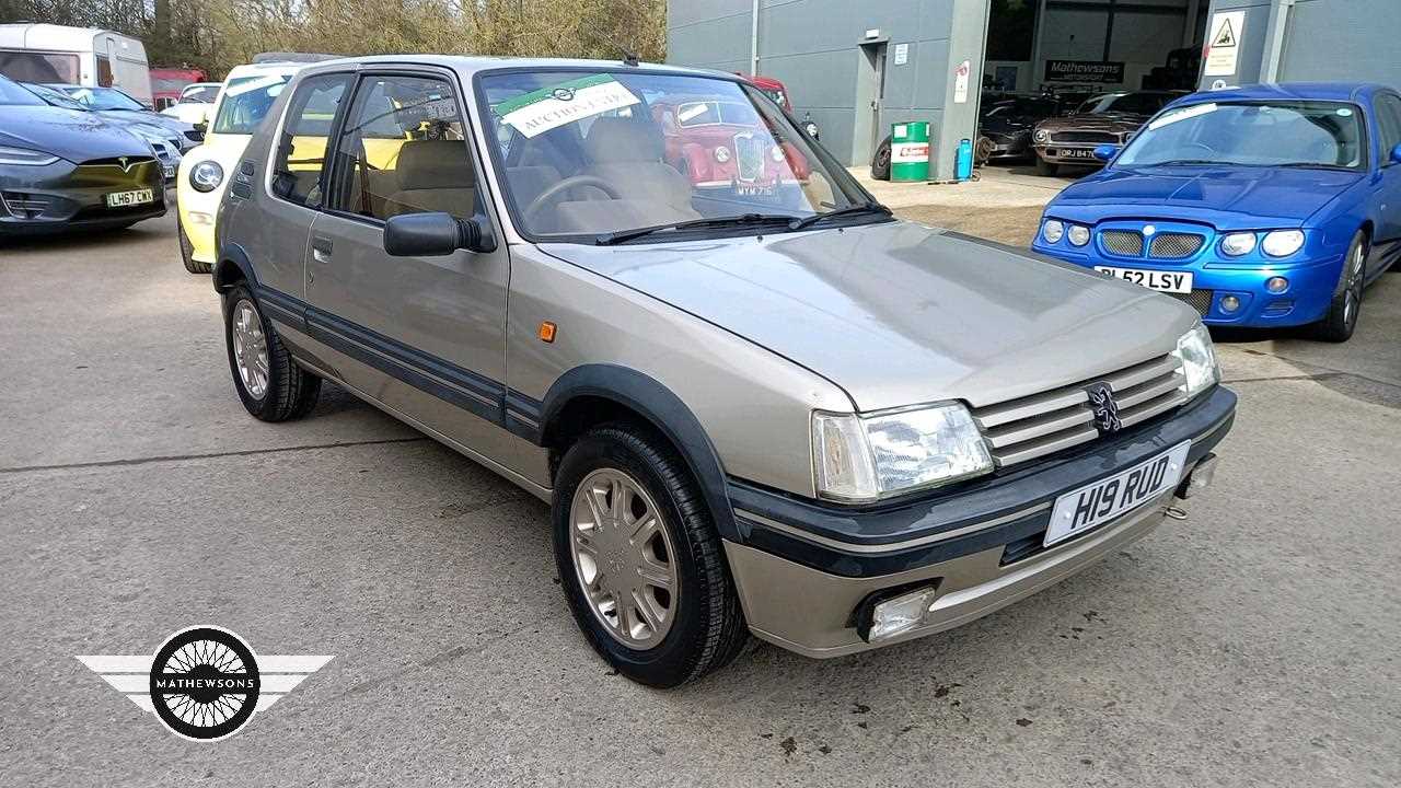 Lot 542 - 1992 PEUGEOT 205 GENTRY AUTO