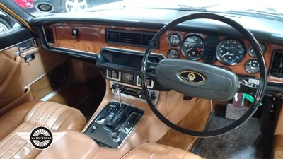 Lot 834 - 1978 DAIMLER SOVEREIGN 4.2 LWB AUTO