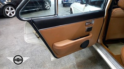 Lot 834 - 1978 DAIMLER SOVEREIGN 4.2 LWB AUTO