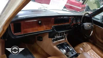 Lot 834 - 1978 DAIMLER SOVEREIGN 4.2 LWB AUTO