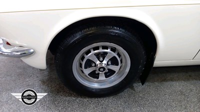 Lot 834 - 1978 DAIMLER SOVEREIGN 4.2 LWB AUTO