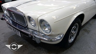 Lot 834 - 1978 DAIMLER SOVEREIGN 4.2 LWB AUTO
