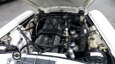 Lot 834 - 1978 DAIMLER SOVEREIGN 4.2 LWB AUTO