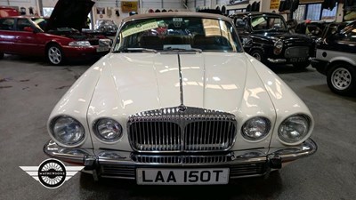 Lot 834 - 1978 DAIMLER SOVEREIGN 4.2 LWB AUTO