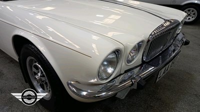 Lot 834 - 1978 DAIMLER SOVEREIGN 4.2 LWB AUTO