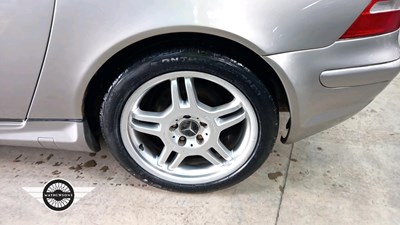Lot 634 - 2003 MERCEDES SLK32 AMG