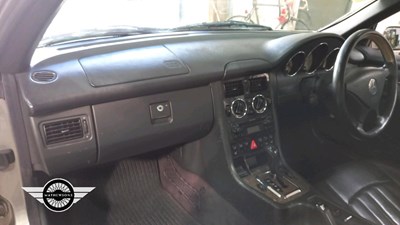 Lot 634 - 2003 MERCEDES SLK32 AMG