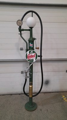 Lot 531 - CASTROL PUMP