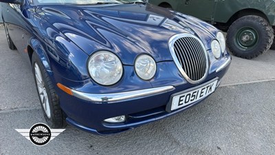 Lot 636 - 2001 JAGUAR S-TYPE V8 AUTO