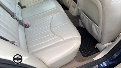 Lot 636 - 2001 JAGUAR S-TYPE V8 AUTO