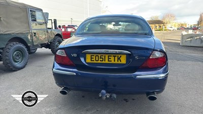 Lot 636 - 2001 JAGUAR S-TYPE V8 AUTO