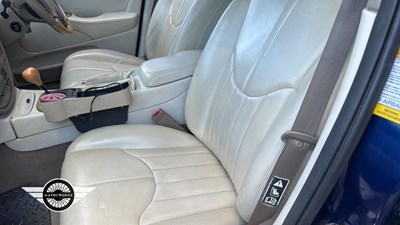Lot 636 - 2001 JAGUAR S-TYPE V8 AUTO