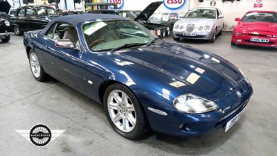 Lot 536 - 1997 JAGUAR XK8 CONVERTIBLE AUTO