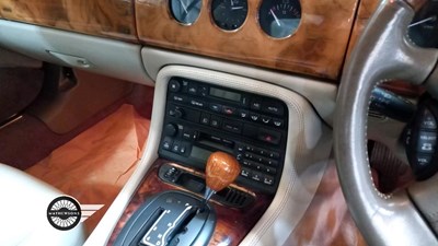 Lot 536 - 1997 JAGUAR XK8 CONVERTIBLE AUTO