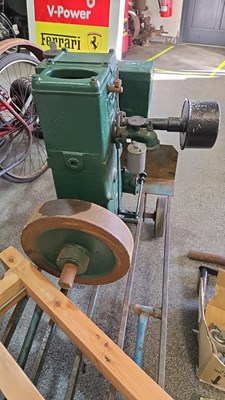 Lot 315 - LISTER STATIONARY ENGINE