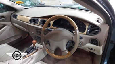 Lot 132 - 2000 JAGUAR S-TYPE V6 SE AUTO