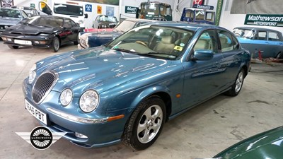 Lot 132 - 2000 JAGUAR S-TYPE V6 SE AUTO
