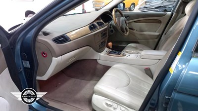 Lot 132 - 2000 JAGUAR S-TYPE V6 SE AUTO