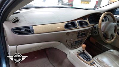 Lot 132 - 2000 JAGUAR S-TYPE V6 SE AUTO