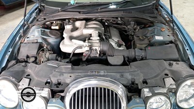 Lot 132 - 2000 JAGUAR S-TYPE V6 SE AUTO