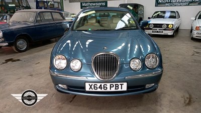 Lot 132 - 2000 JAGUAR S-TYPE V6 SE AUTO