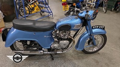 Lot 342 - 1961 TRIUMPH
