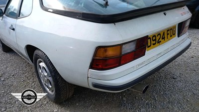 Lot 322 - 1987 PORSCHE 924